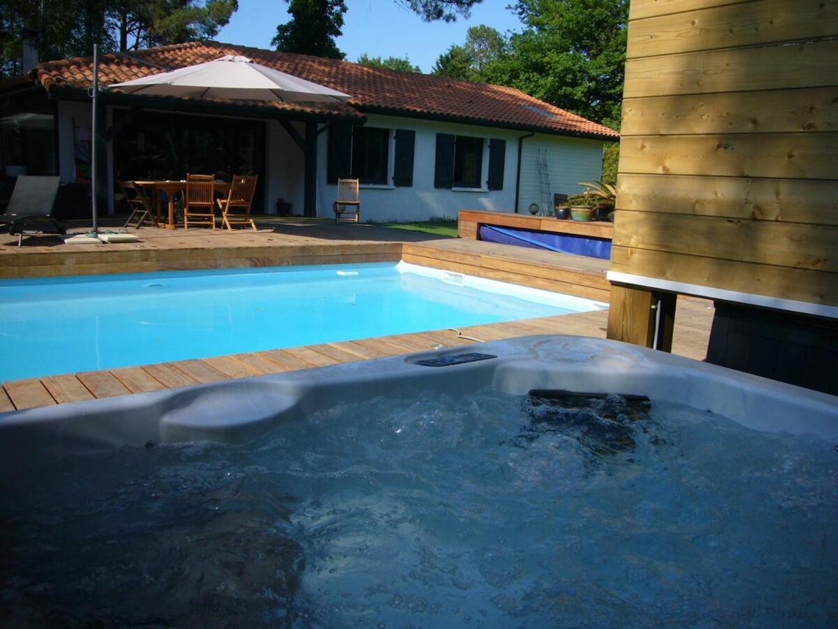 Вилла House With Heated Pool And Jacuzzi Сорт-Осгор Экстерьер фото